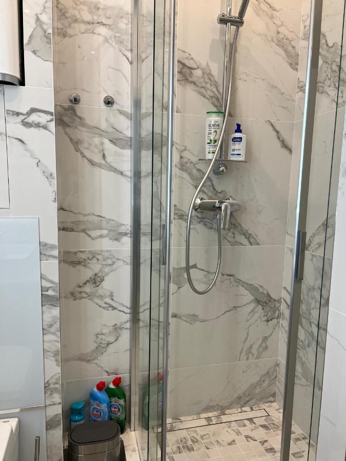 Newly Renovated Luxury Suite In The Center Of 칸느 외부 사진